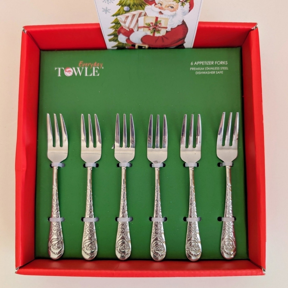 TOWLE Christmas Appetizer Forks Set of 6 Stainless Steel Embossed Santa Design